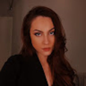 Meet your Posher, Naomi